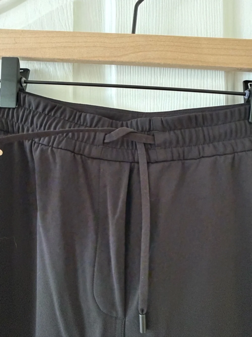 Women’s Black Elastic-Waist Drawstring Pants